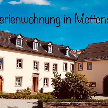 Ferienwohnung In Historischem Bauernhaus In Der Eifel Mettendorf Екстериор снимка